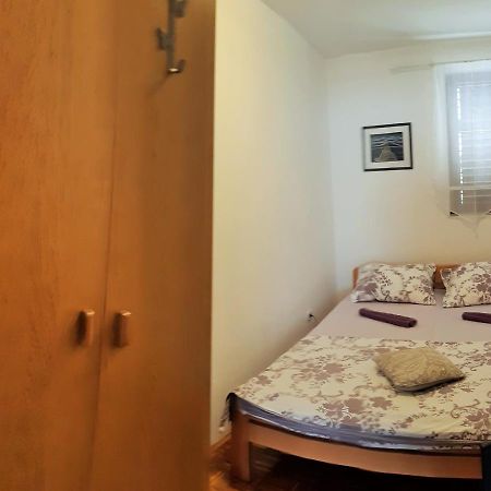 Dalmatino Apartmani Vir Εξωτερικό φωτογραφία