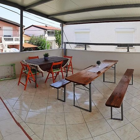 Dalmatino Apartmani Vir Εξωτερικό φωτογραφία