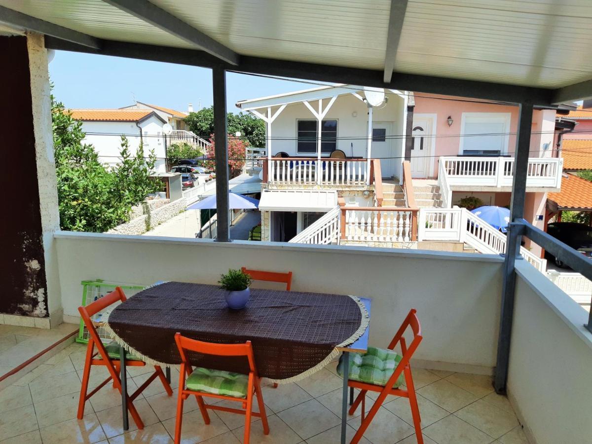 Dalmatino Apartmani Vir Εξωτερικό φωτογραφία